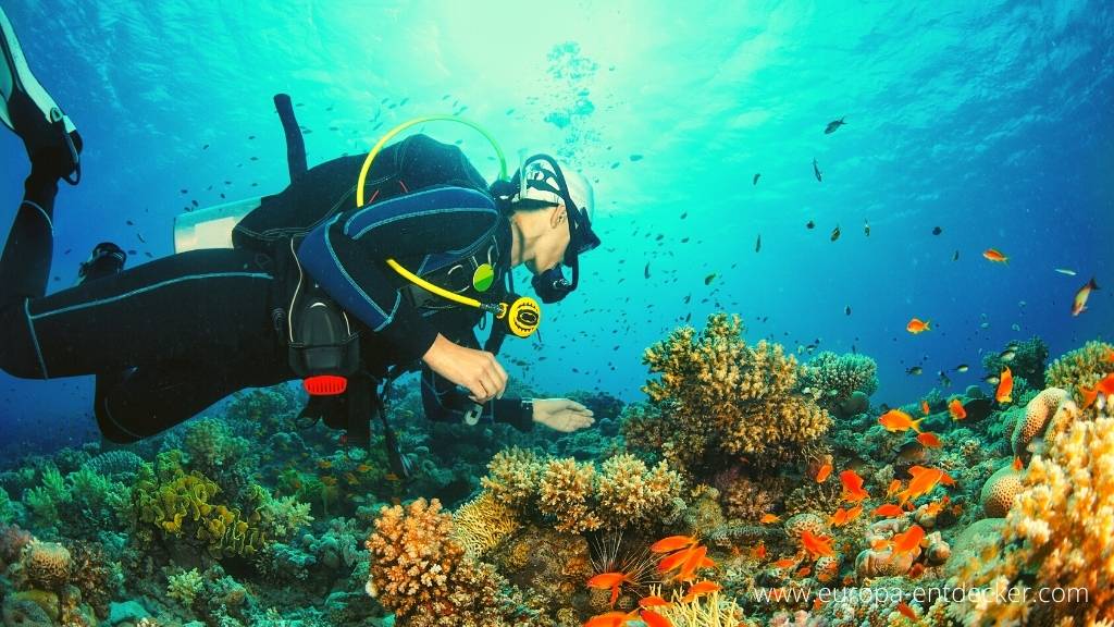 Tauchen in der Silfra Spalte